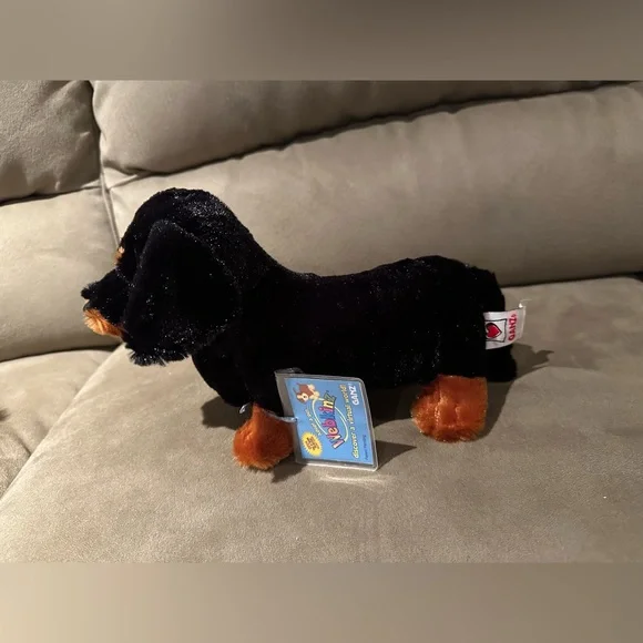 Webkinz Dachshund with sealed code - Picture 2 of 7